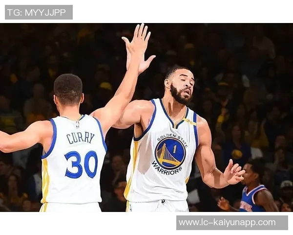 库里盛赞追梦期待与字母哥对决展现冠军心态