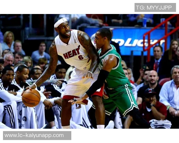 詹姆斯分享克拉克对他自律的认可强调热爱与比赛之间的取舍